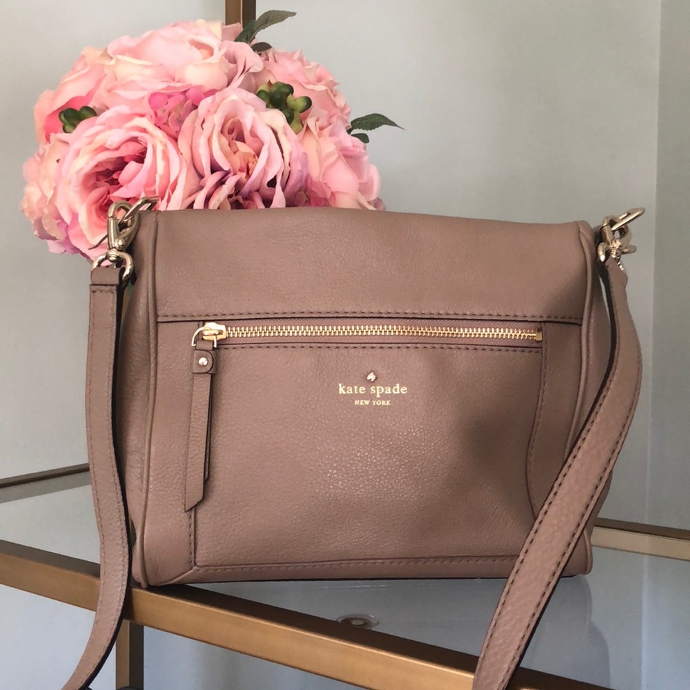 Kate Spade crossbody Purse! Excellent Condition!